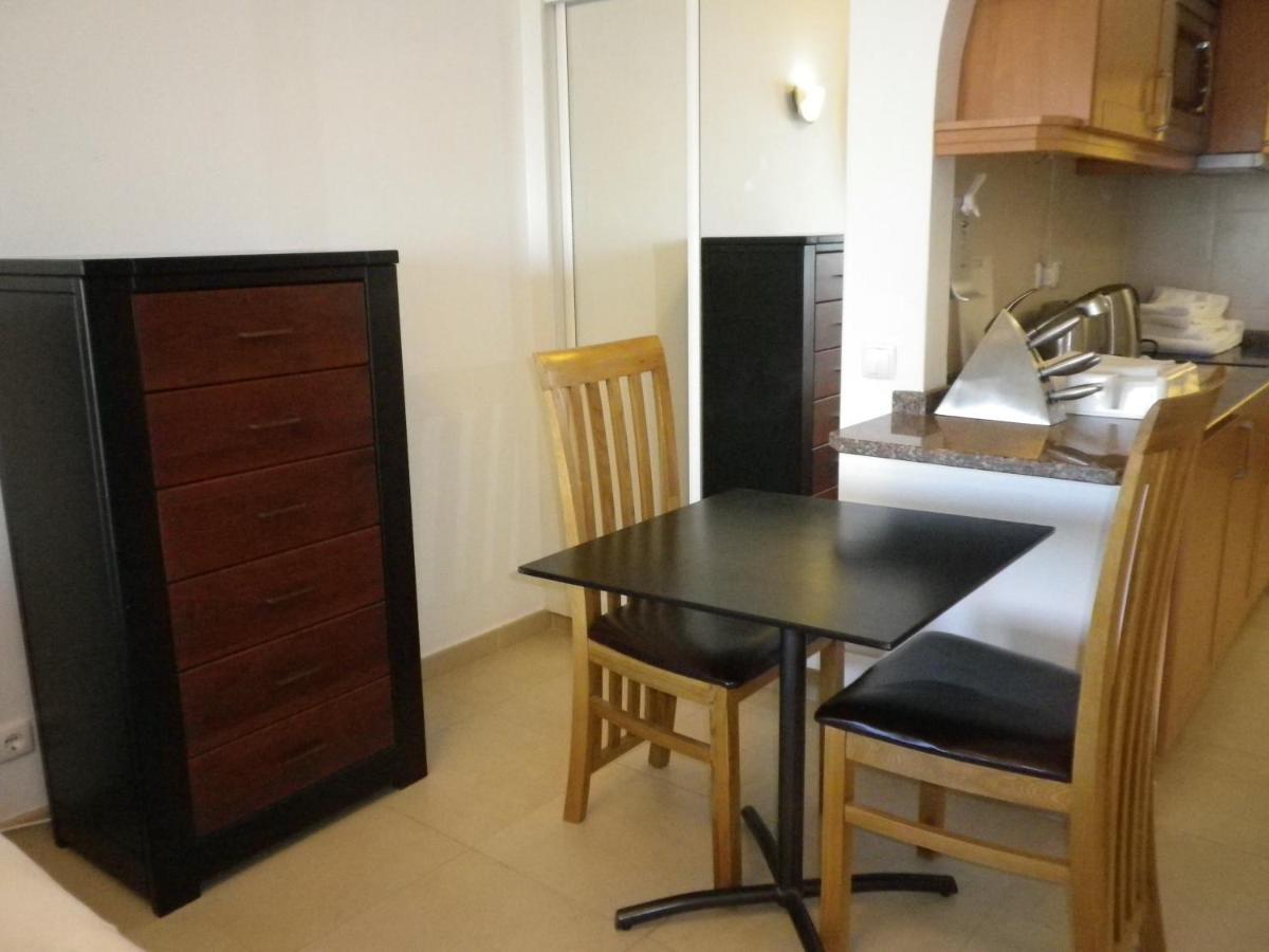 Lagos Main Avenue Studio With Marina View Balcony Екстериор снимка