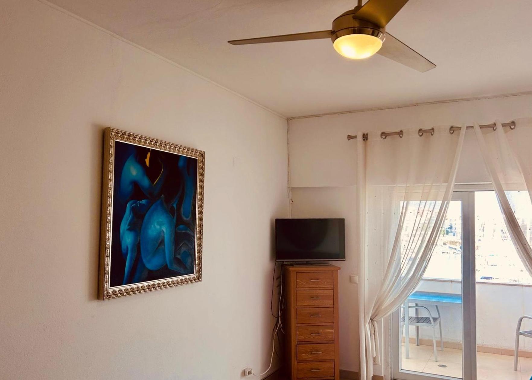 Lagos Main Avenue Studio With Marina View Balcony Екстериор снимка